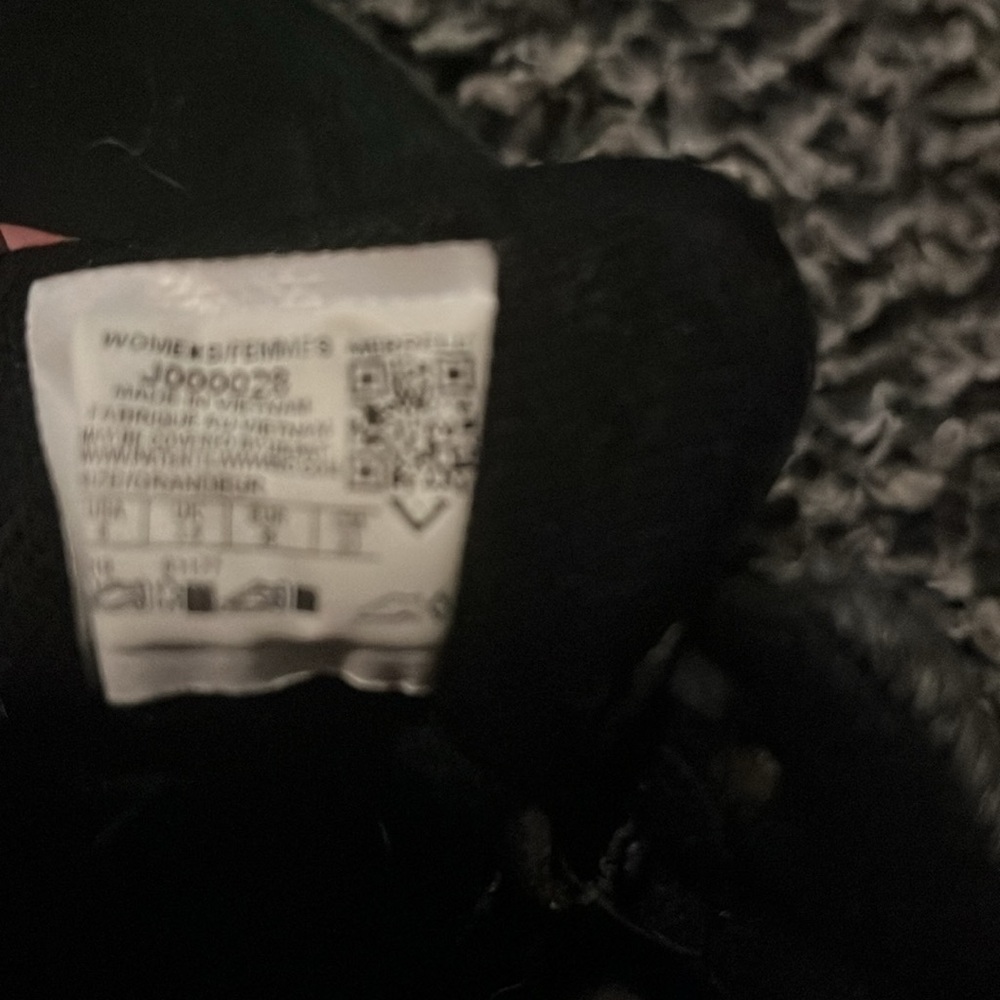 Merrill Black Hiking Sneakers - Picture 6 of 6